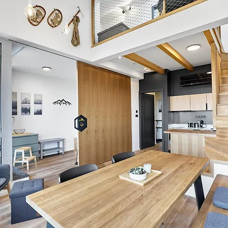 Kozlík, Kontryhel By Mountain Ways