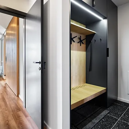 Kozlík, Kontryhel By Mountain Ways *